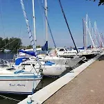 Sonniges Fischer-huus Vor Usedom & Direkt Am Haff Und Wasserzugang