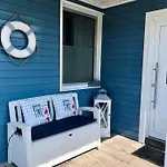 Sonniges Fischer-huus Vor Usedom & Direkt Am Haff Und Wasserzugang Casa vacanze